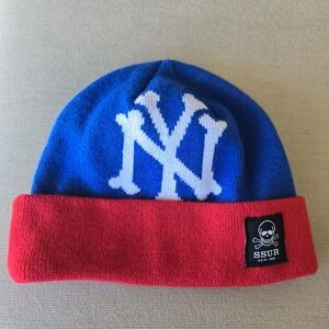 SSUR Beanie Blue Red Cuffed Knit NYC Graphic Skull Tag Streetwear